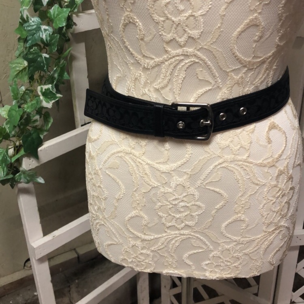 Coach Leather Logo Belt